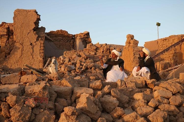 阿富汗地震伤亡惨重，已超千人遇难，系20年最严重地震
