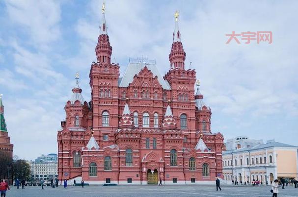 俄罗斯旅游必看攻略（这几个景点美到爆！）